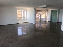 Apartamento na Beira Mar