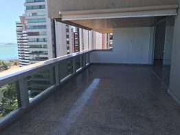 Apartamento na Beira Mar