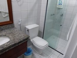 Flat na  Avenida Abolição – Beira Mar